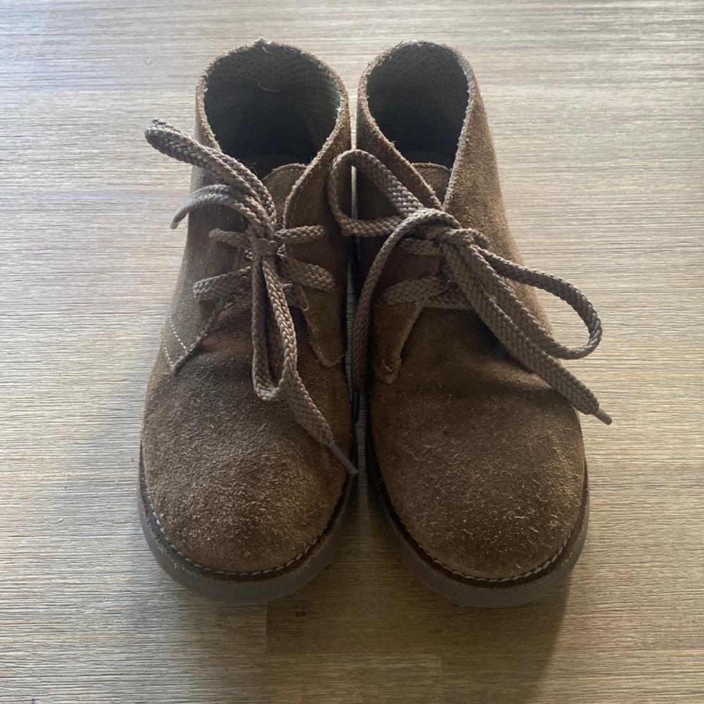 Crewcuts boys size 1 suede boots